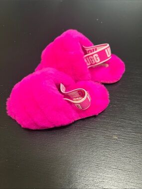 UGG Kids Hot Pink Fuzzy Slide Sandals